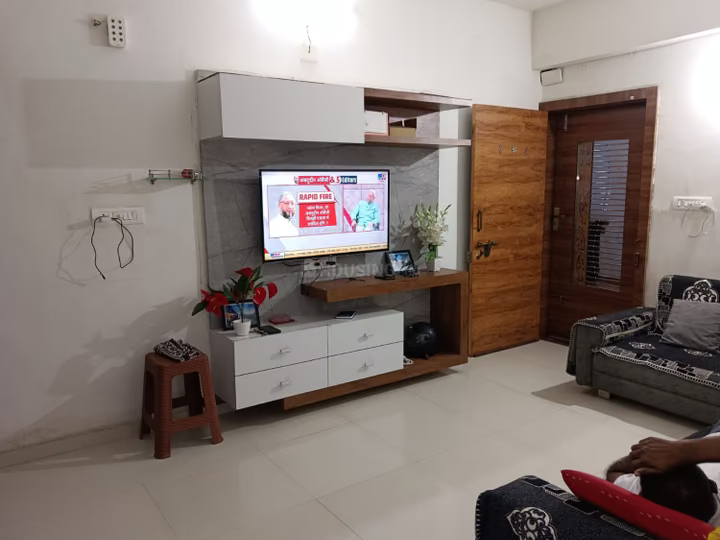2 BHK Flat