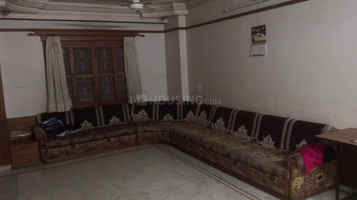 6 BHK Independent House